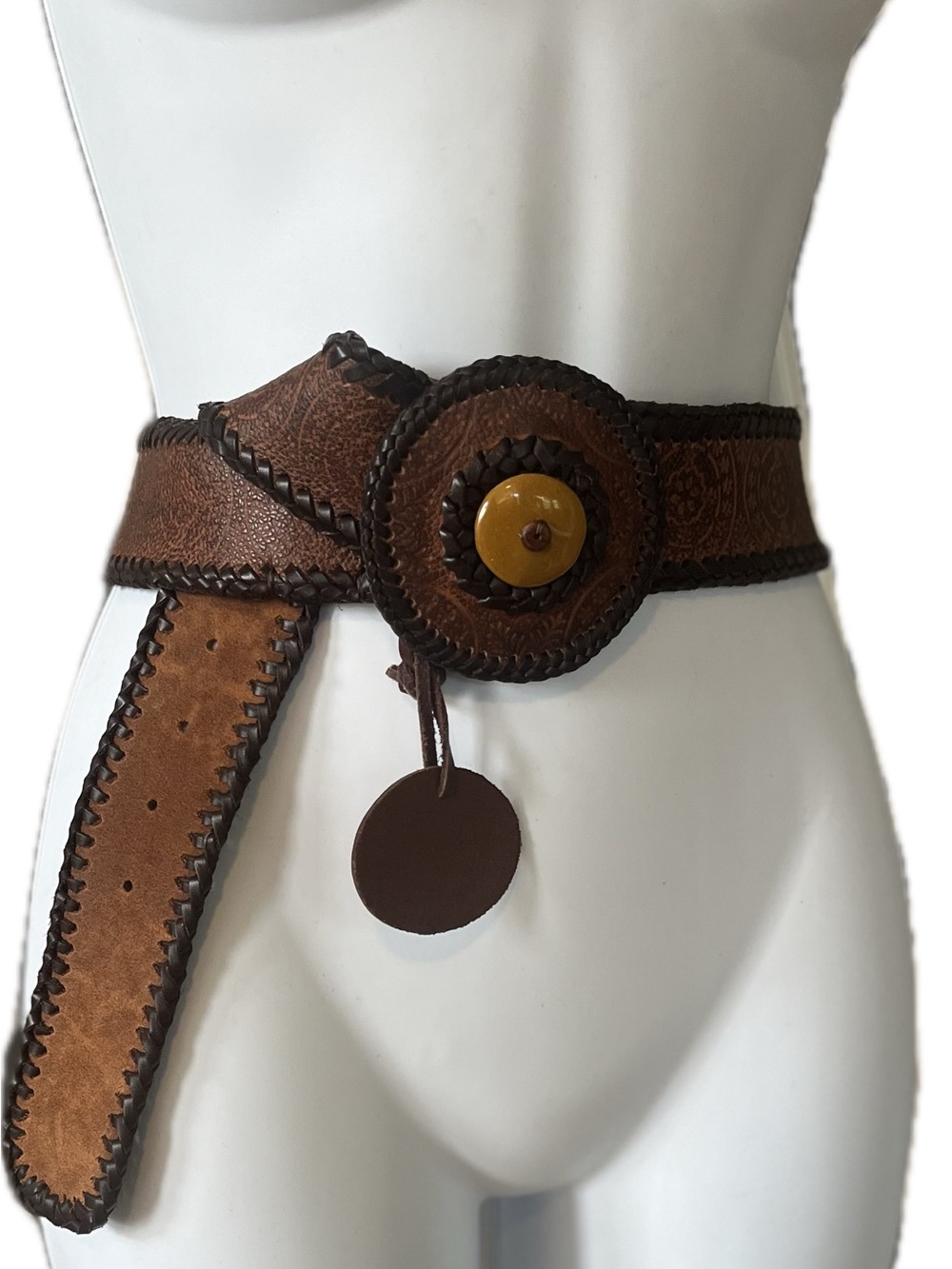 Vintage Chico’s Genuine Leather Brown Braided Boho Belt size Medium